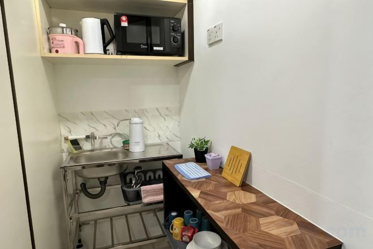 Private kitchen, The CEO SuiteZ2 By Homey Planet, Penang Island