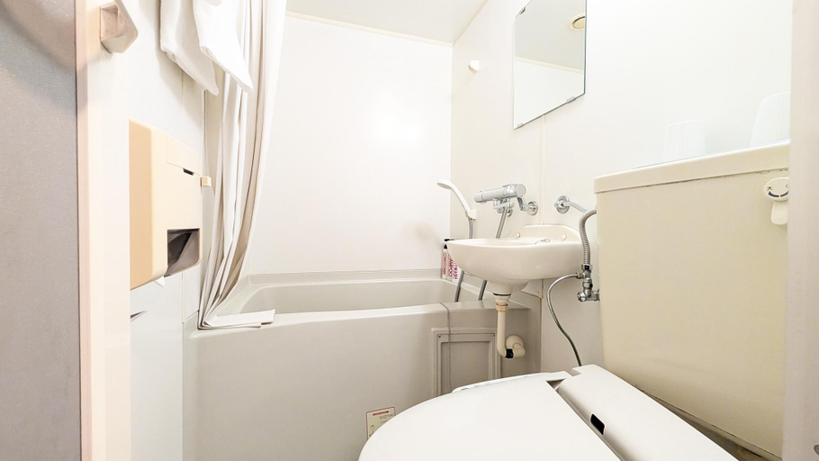 Bathroom 4, GR Hotel Ginzadori, Kumamoto