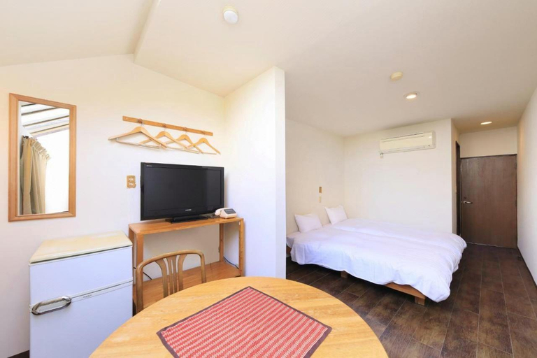 Bedroom 2, Welcome Inn SunnySteps, Shimoda