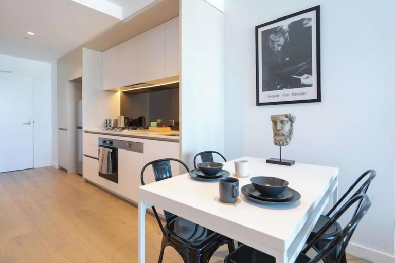 Dining, 1B1B Condo with Bay &River Views, Melbourne