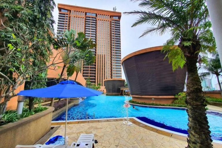 Pool 1, Berjaya Times Square 1BR Suite 5Pax Bukit Bintang Steps to Monorail, Kuala Lumpur
