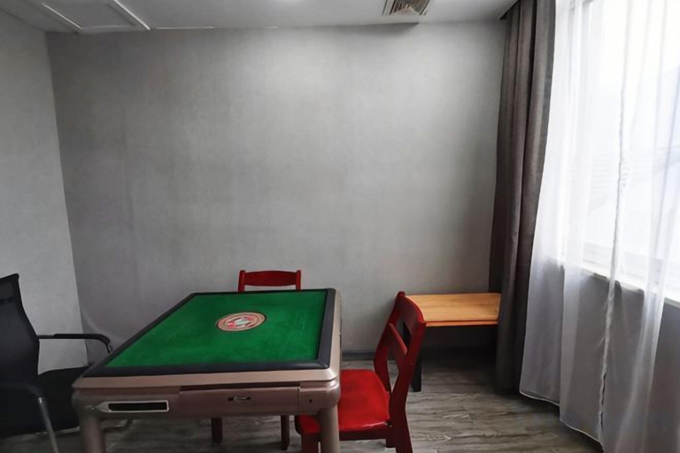 Others 5, Junyi Chain Hotel (Haiyan Qiyuan Chengbei East Road), Jiaxing