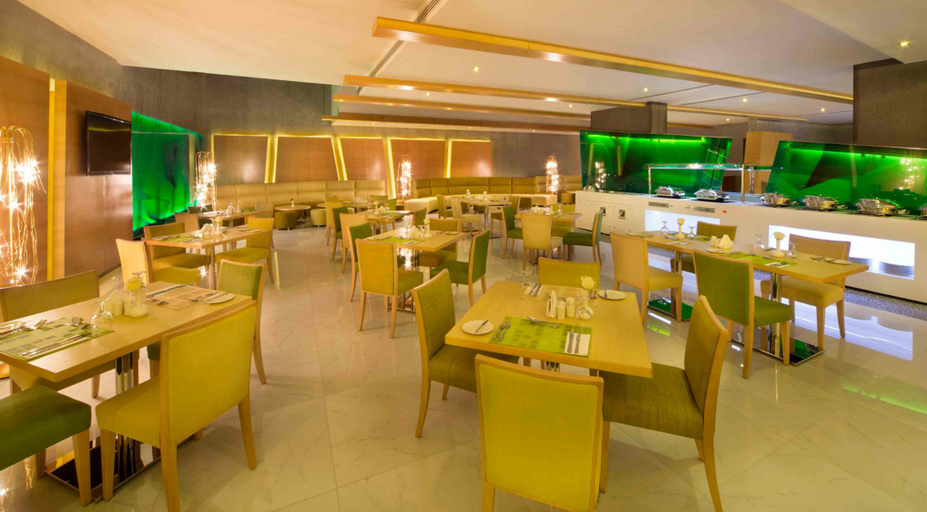 Food & Drinks 4, Al Khoory Executive Hotel, Al Wasl, Dubai