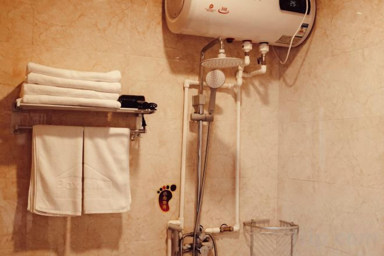Bathroom 4, Yichun Mantu Hotel, Yichun