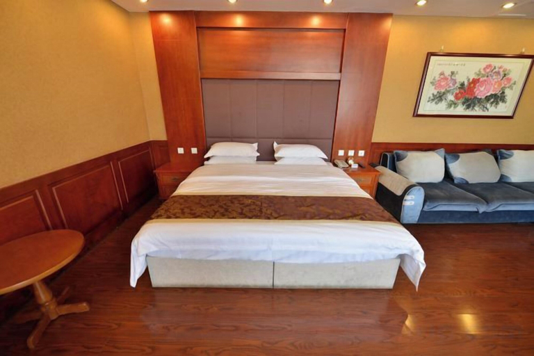 Bedroom 3, Oriental Zeng Hotel, Beijing