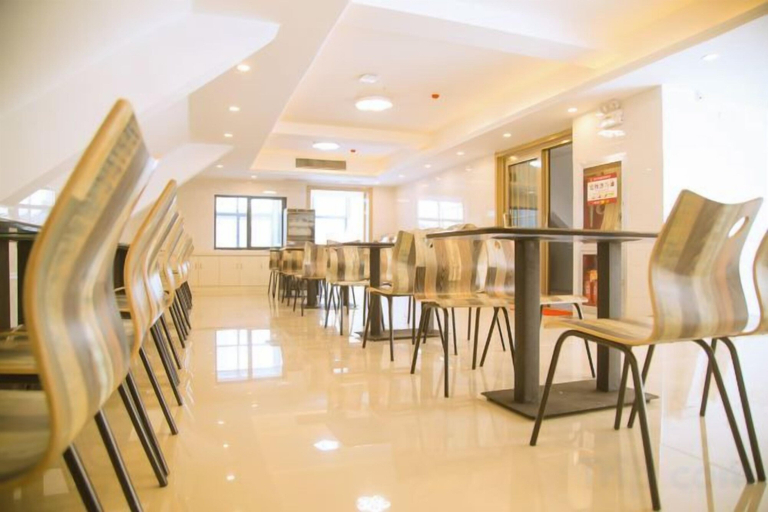 Food & Drinks 5, Super 8 Hotel (Huaiyuan Yudu Avenue), Bengbu