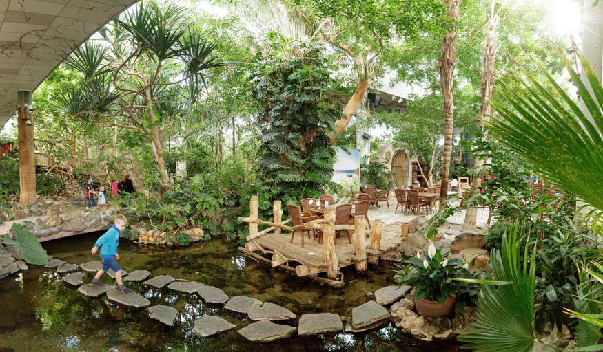 Public Area, Center Parcs De Vossemeren, Limburg