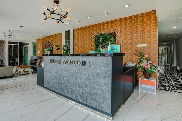Lobby 2, 90584 Rumah Familiku Syariah, Surabaya