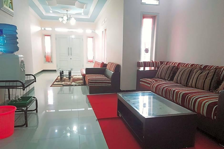General view 4, Reddoorz Syariah Near Komplek Candi Arjuna Dieng 2, Wonosobo