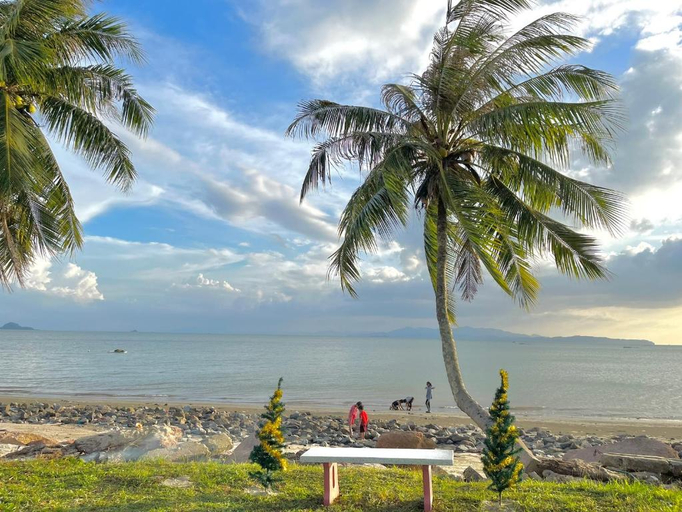 Others 5, Ava Beach Pakbara, Langu