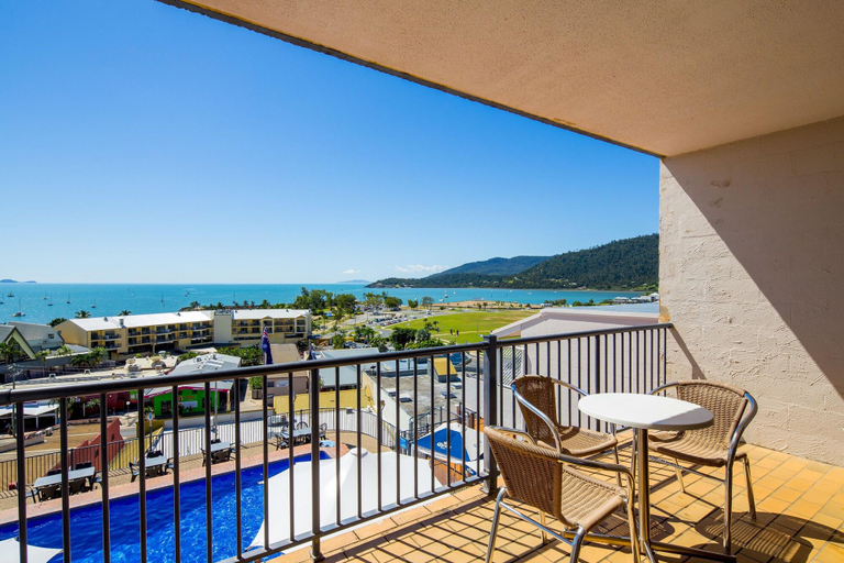 Room 4, Ocean Views 14A, Whitsunday