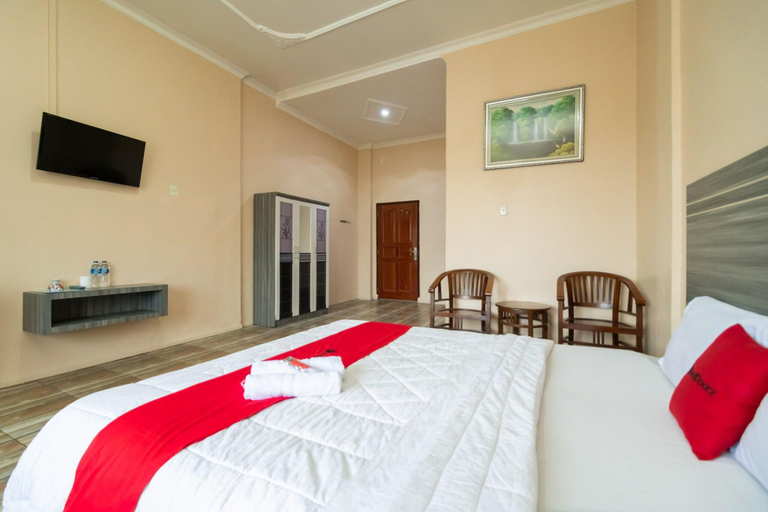 Room 5, Formerly RedDoorz @ Pematangsiantar, Pematangsiantar