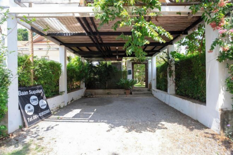 Property grounds 1, Hermoso Hideaway, Klaeng