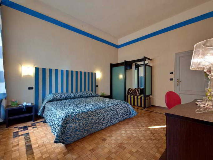 Bedroom 5, Grand Hotel Nizza e Suisse, Pistoia