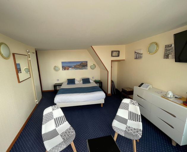 Room 4, De La Mer, Côtes-d'Armor