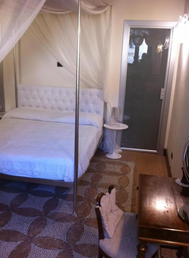 Room 2, B&B Al Convento, Potenza