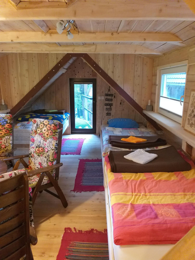 Room 4, Cvet gora - Camping, Glamping and Accomodations, Jezersko