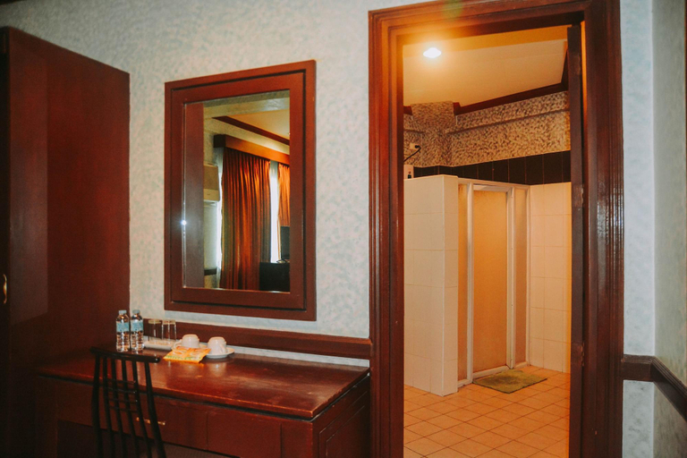 Bathroom 4, Southgate Inn, Kabankalan City