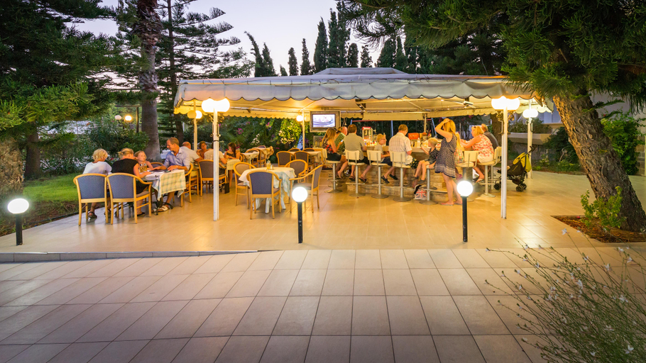 Food & Drinks 4, Paleos apartments, South Aegean
