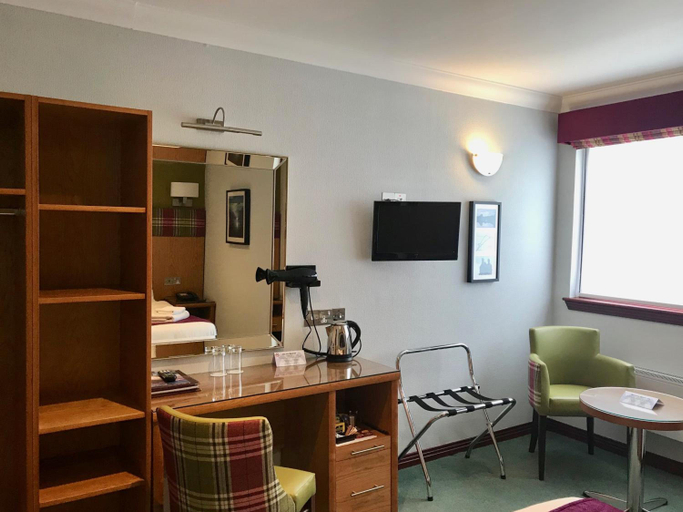 Exterior & Views 2, Clan MacDuff Hotel, Highland