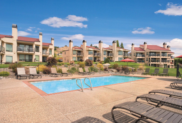 Sports and Entertainment 2, Worldmark Lake Chelan Shores, Chelan