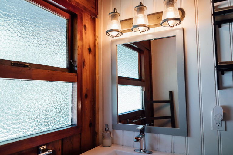Bathroom 4, Pacific Dunes Resort, Grays Harbor