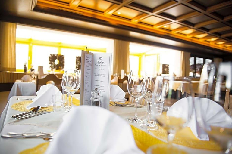 Lobby 5, Paradies, Bolzano