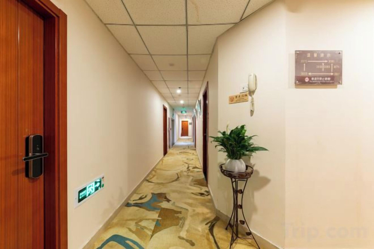 Others 5, Oriental Hotel, Beijing