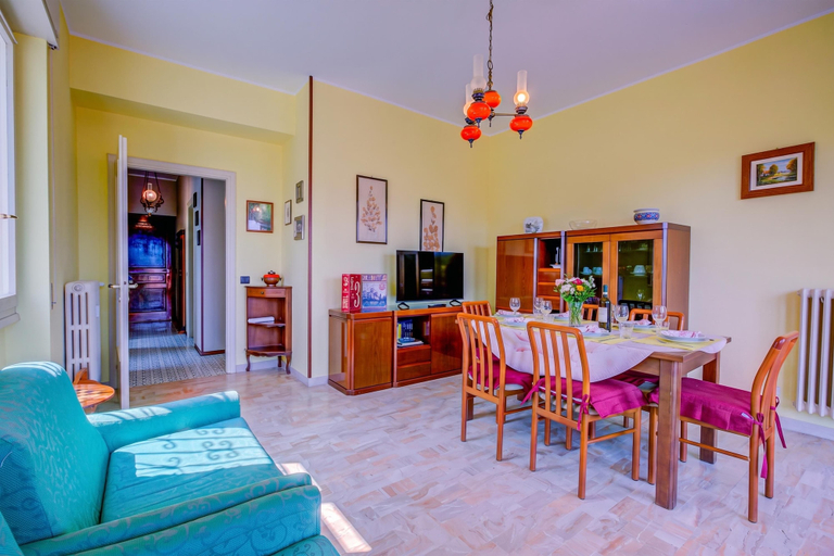 Living room, Manuela's Apartment Stresa next to center Lake View Terrace - Happy Rentals, Verbano-Cusio-Ossola