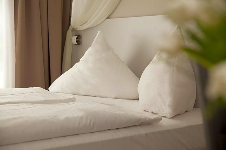 Bedroom 4, Hotel Kiez Pension, Berlin