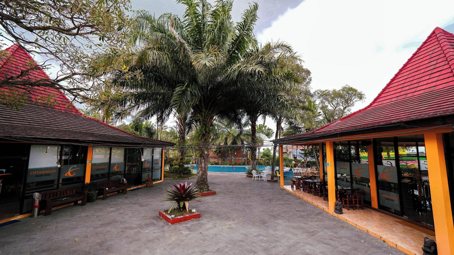 Terrace 2, Ciptaningati Hotel, Malang