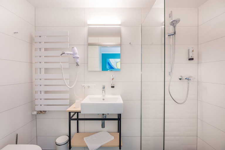 Bathroom 5, Hotel & Café Mühlenglück, Ortenaukreis