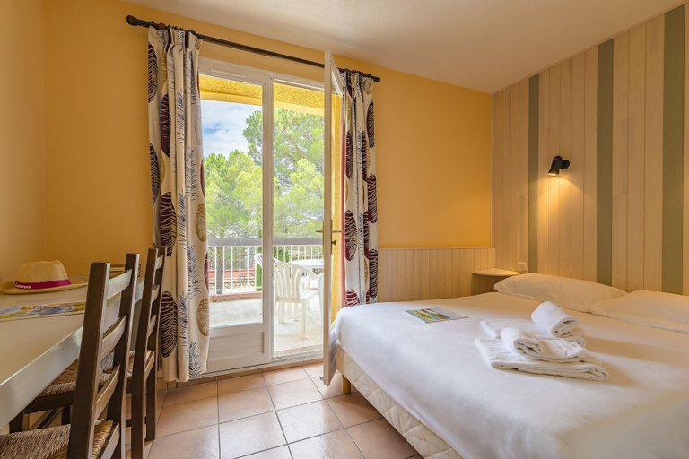 Bedroom 2, Village Vacances Azureva Argeles-sur-Mer, Pyrénées-Orientales