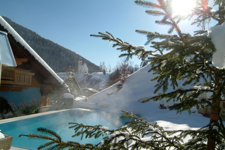 Exterior & Views 2, Mitterwirt Wellnesshotel, Zell am See