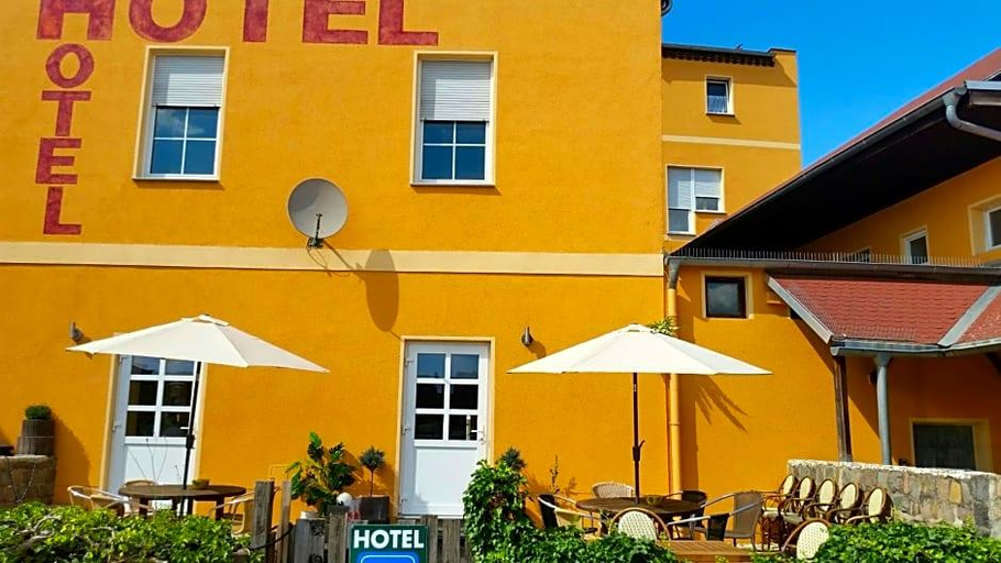 Exterior & Views 2, Hotel-Pension Grüne Linde, Nordsachsen