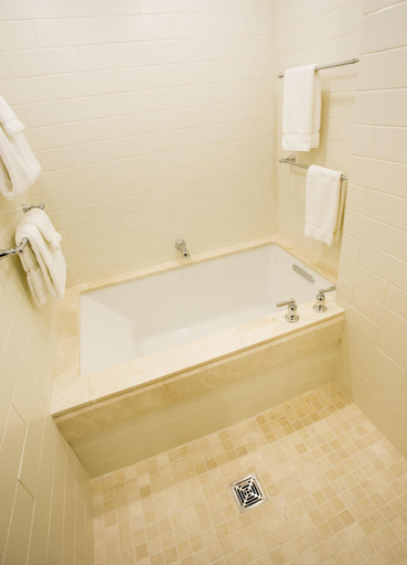 Bathroom 4, The Atherton Hotel At Osu, Payne