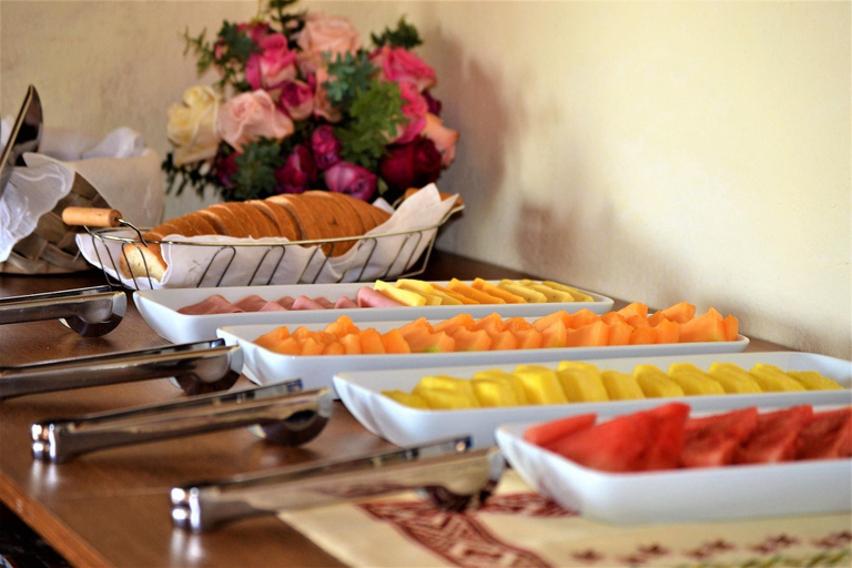 Restaurant 4, Ilatoa Lodge, Quito
