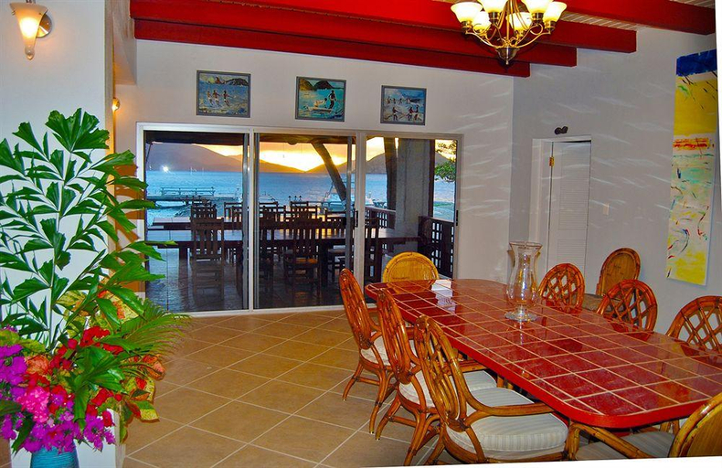 Food & Drinks, Fort Recovery Beachfront Villa & Suites Hotel