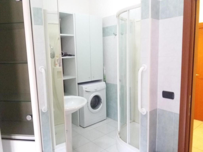 Bathroom, B & B 30 mt dal duomo, Benevento