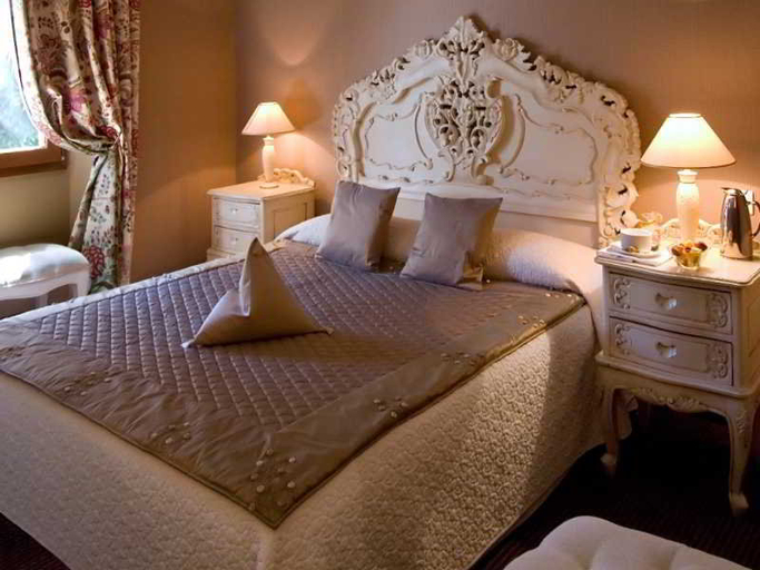 Bedroom 3, Hotel Chateau De La Tour, Alpes-Maritimes