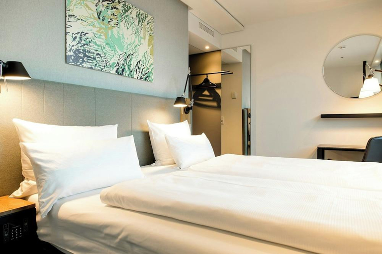 Bedroom 4, Motel One Innsbruck, Innsbruck