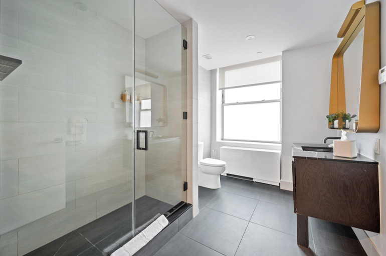 Room 5, Sonder City Hall Park, New York