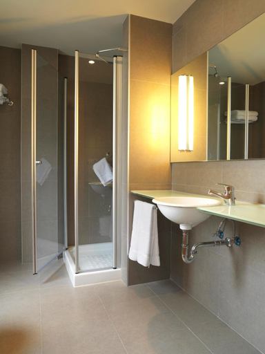 Bathroom 4, Hotel Txarriduna, Guipúzcoa