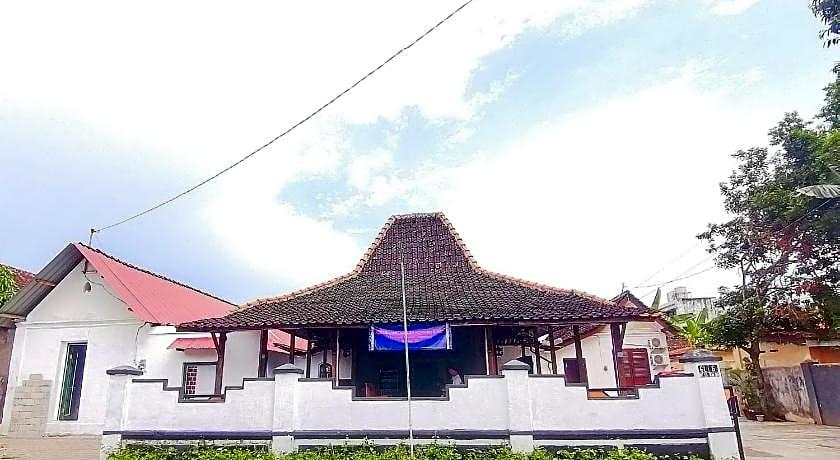 General view 3, Reddoorz Syariah @ Ndalem Kembang Sore Yogyakarta, Yogyakarta