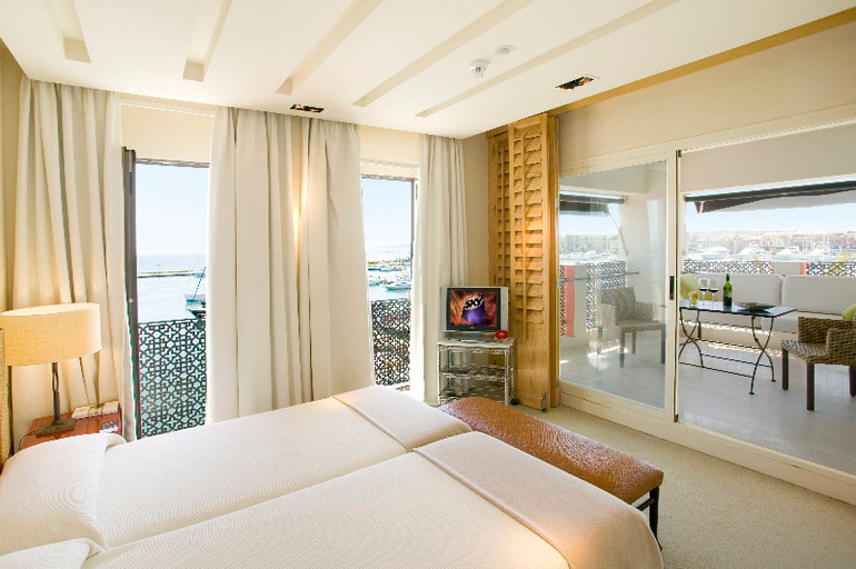 Room 4, Club Maritimo de Sotogrande, Cádiz