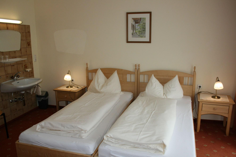 Bedroom 4, Rosenhof, Schwaz