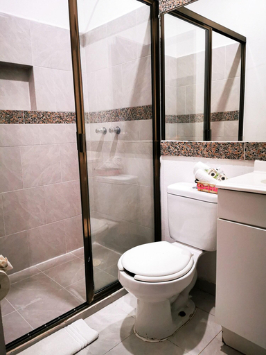 Bathroom 4, Ocean Front Boutique, Cozumel