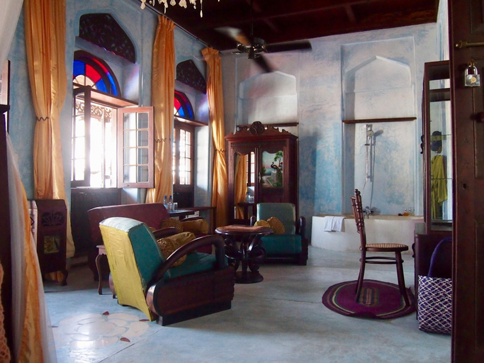 Room 3, Emerson Spice Hotel, Mjini