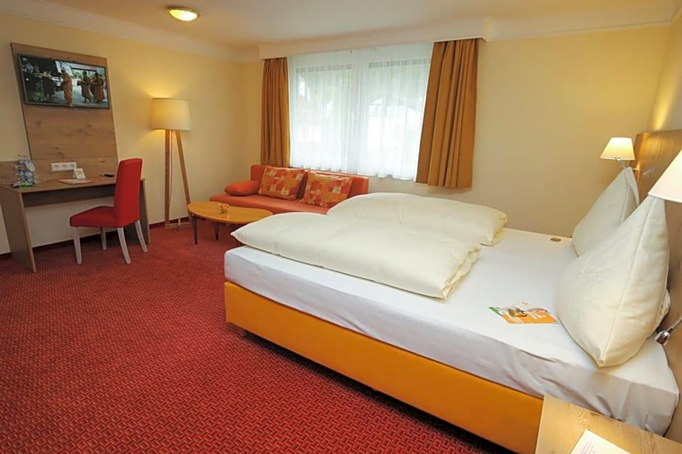 Lobby 4, Stadt-gut-Hotel Hirsch, Heidenheim