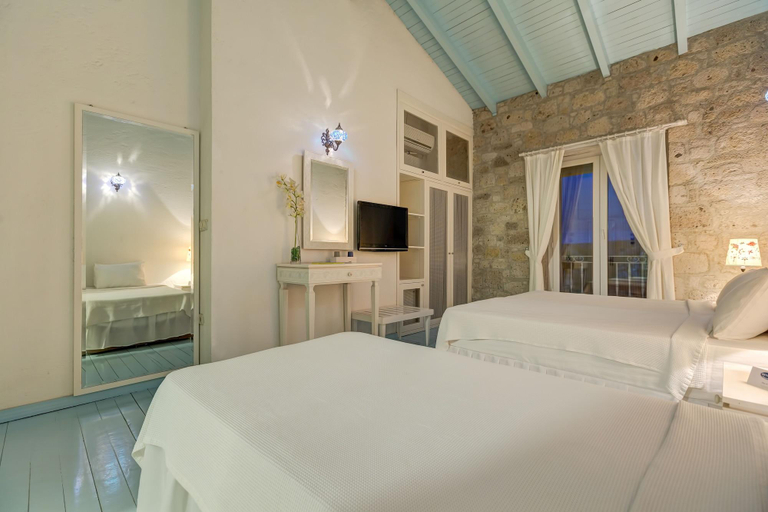 Bedroom 2, Beyaz Han Hotel, Çeşme